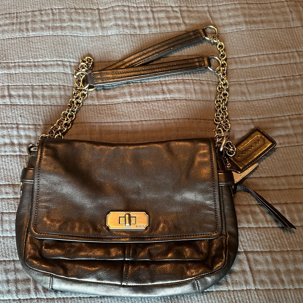 Black Shoulder Bag with Chain Strap